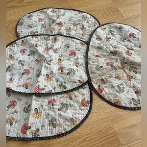 Vintage Placemats  mushroom